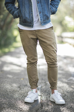 Scrolling image 1