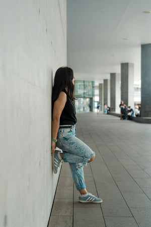 Scrolling image 13