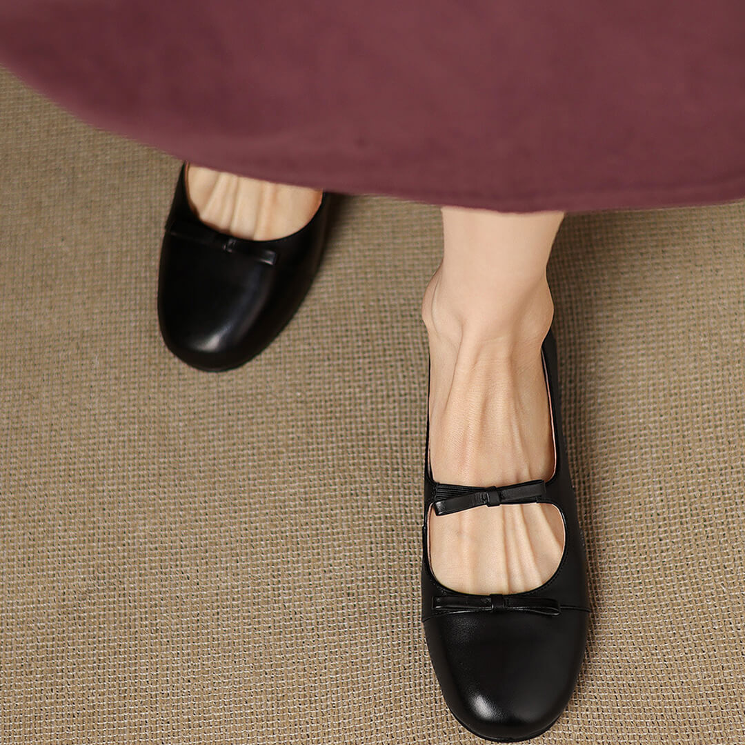 Sorelle Genuine Leather Flats
