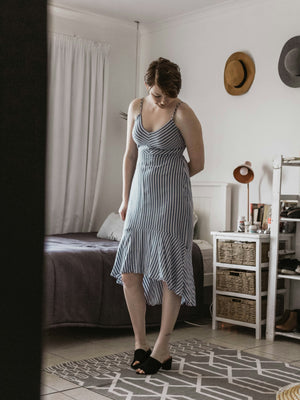 Scrolling image 1